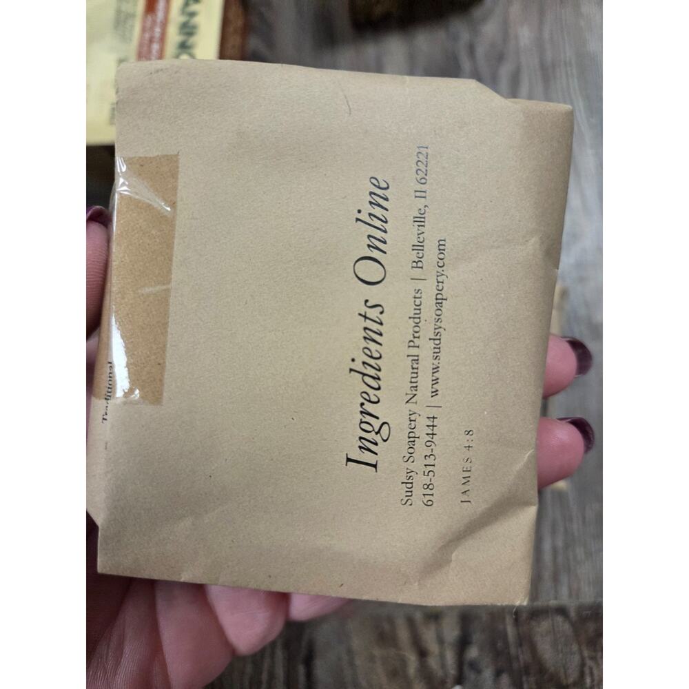 Sudsy Soapery Protein Goatsmilk Artisan Handmade Soap Shampoo Bar Lot of 2 Round - Picture 2 of 3